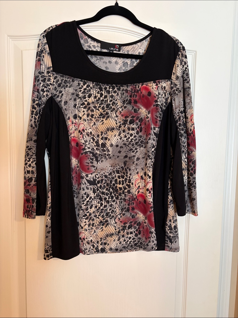 Laura  Plus Size Black Floral Print Scoop Neck Blouse XXL